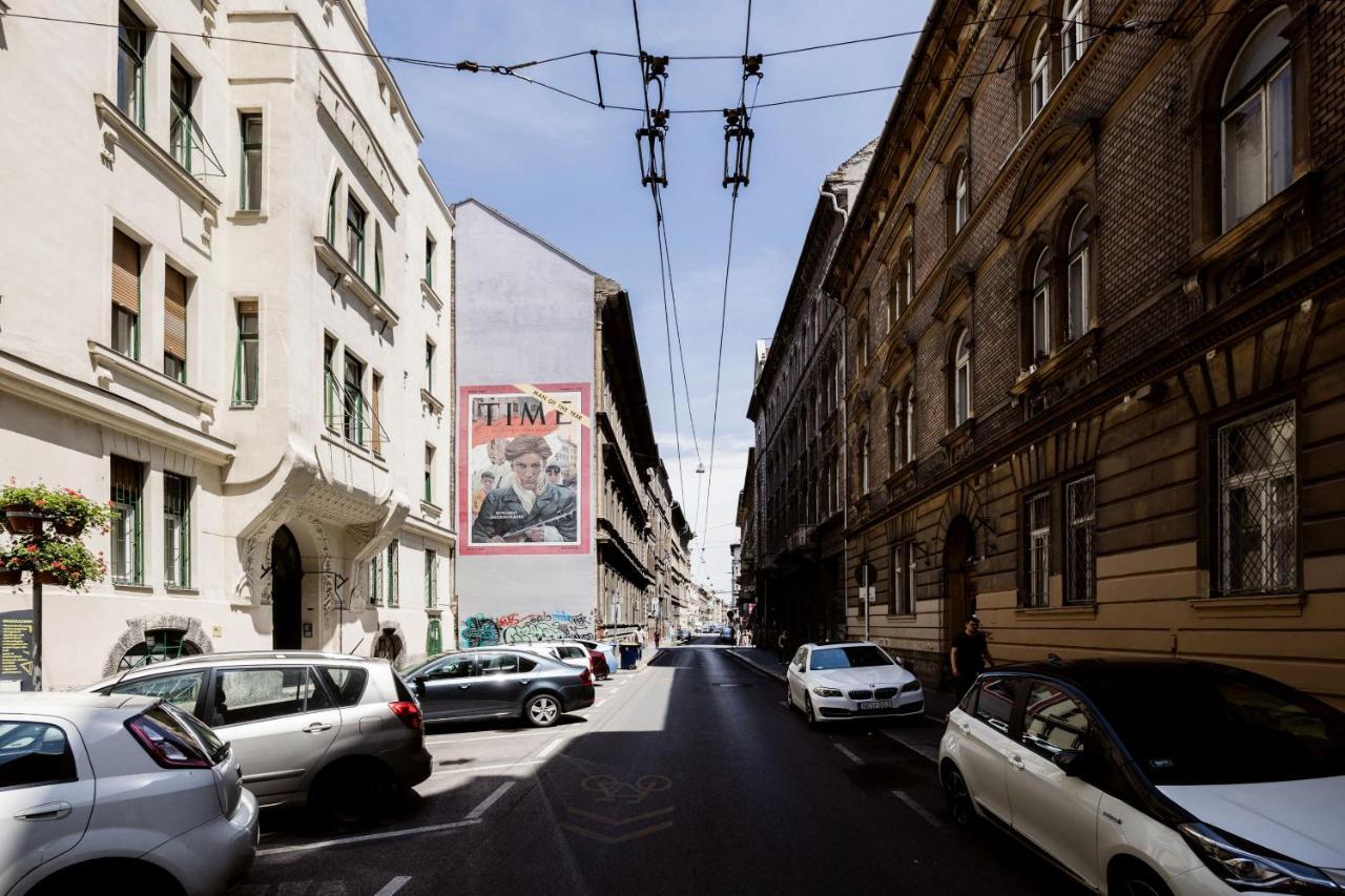 Apartment Hungarian Rebelian With Ac