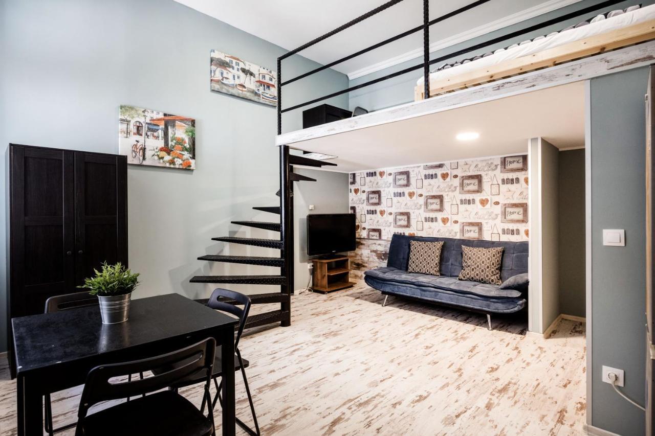 Hungarian Rebelian With Ac Apartment Budapest