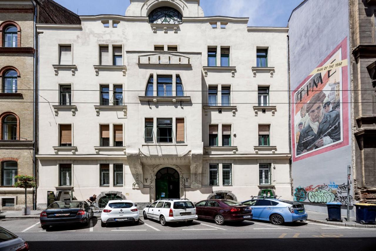 Hungarian Rebelian With Ac Apartment